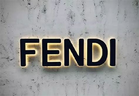 Thương hiệu Fendi là gì, của nước nào